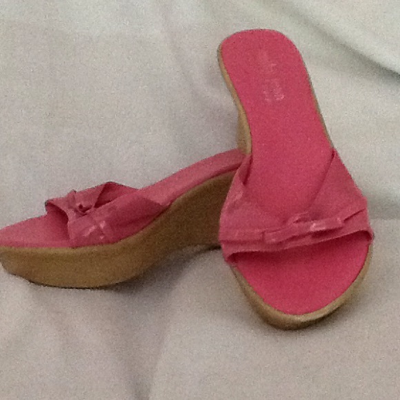 Pink Wedge Sandle