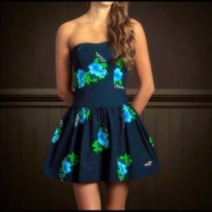 Hollister Navy Blue Dress 💙
