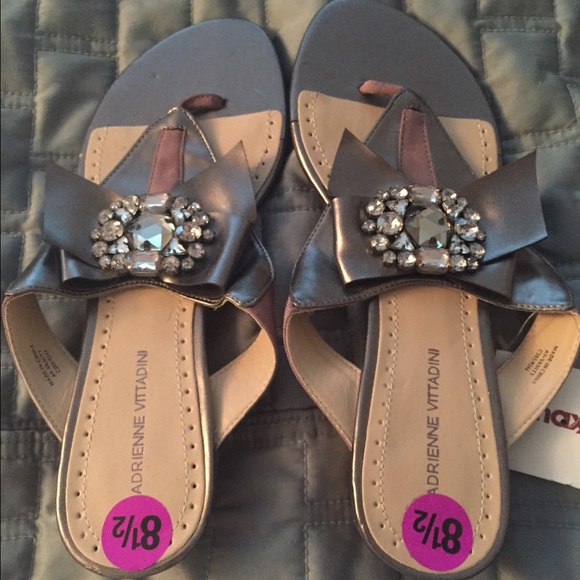 NWT Adrienne Vittadini Sandals