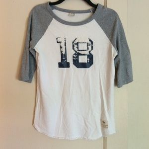 A&F baseball tee