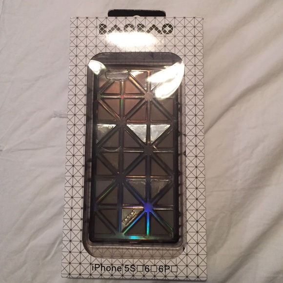 Iphone 6 Smoke-Clear / Gold Detail