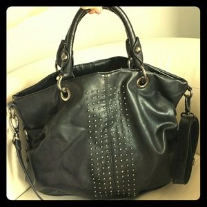 Black messenger bag NW