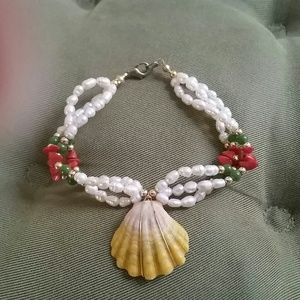 Hawaiian Sunrise Shells Bracelets