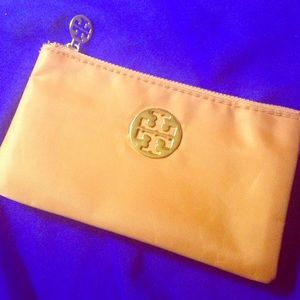 Tory wallet