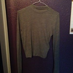 ribbed long sleeve crop top