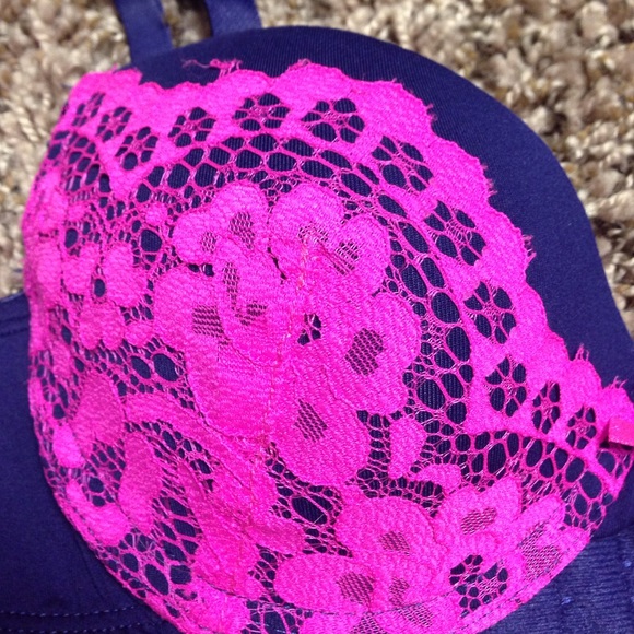 bra bundle ! - Picture 3 of 4