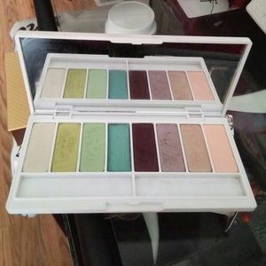 Kat Von D Truth palette
