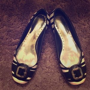 Black and White Gianni Bini Flats