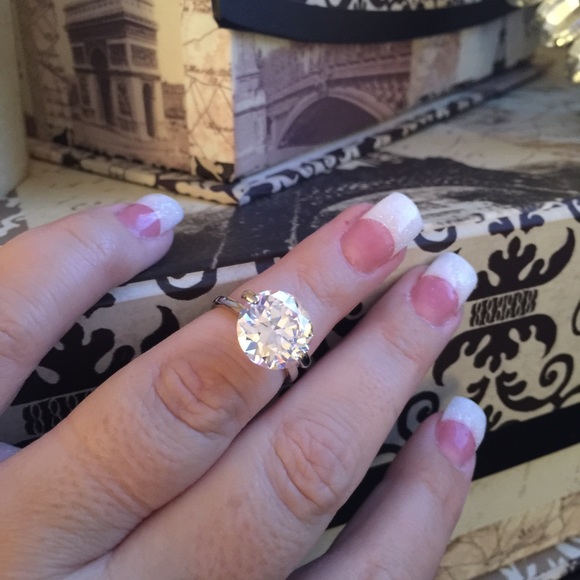 🍐Absolutely Amazing🍐 - Picture 3 of 4