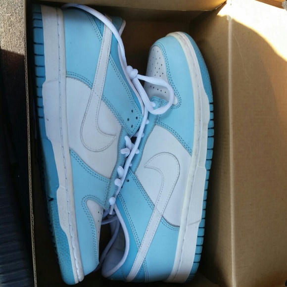 Nike dunk gym shoe-New 6Y