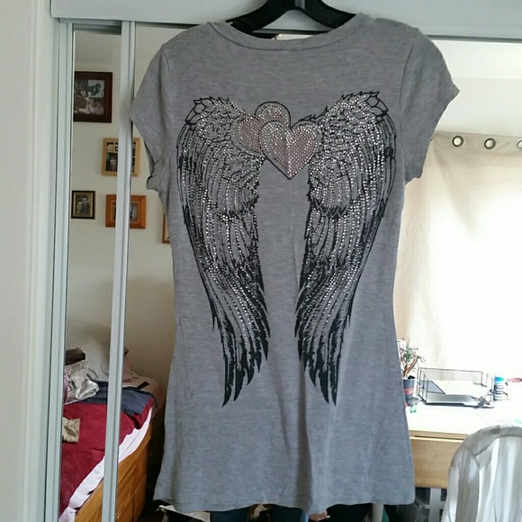 Super cute top! - Picture 2 of 2