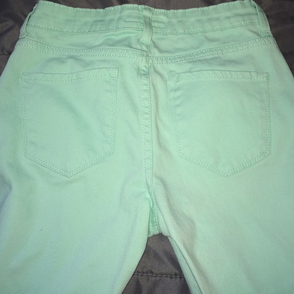 Mint Jeans - Picture 3 of 4