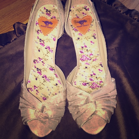 Rocket dog heels