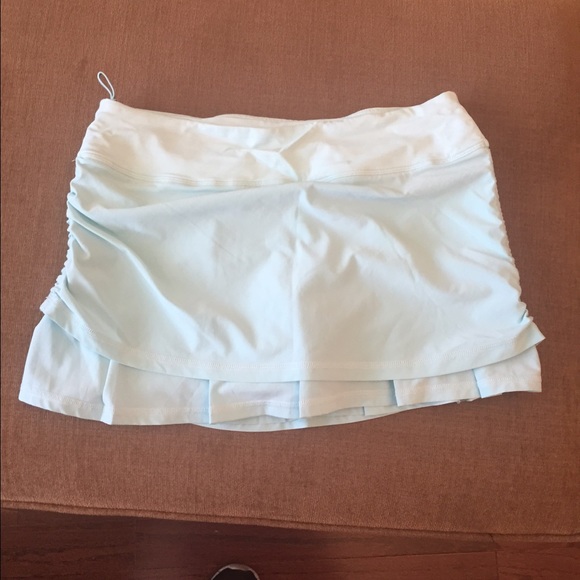 Lululemon seafoam skirt/skort (has shorts built in