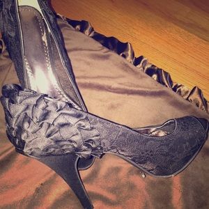 Black Lace pumps