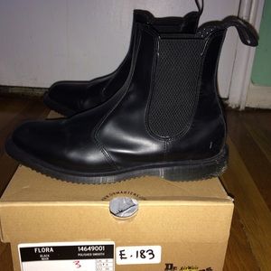 Women's black boots in size 8