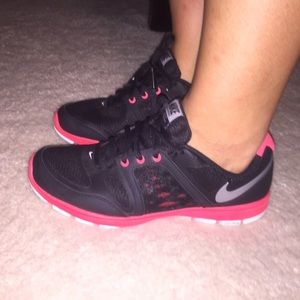 Women's nike free XT motion fit running shoes!!