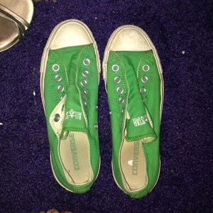 Green short slip on converse