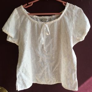 Adorable beach shirt ❌TRADING❌