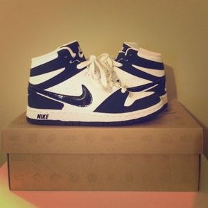 Nike prestige IV high GS