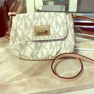Michael Kors Crossbody