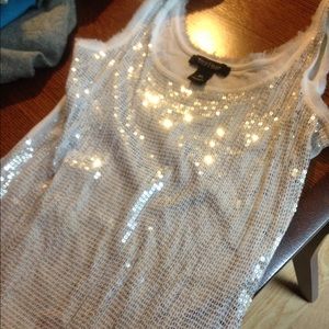 White House Black Market tank