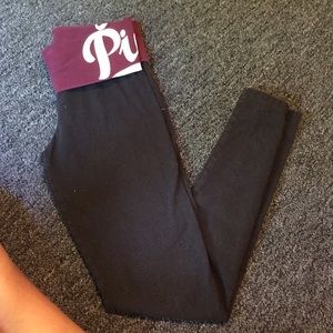 VS pink maroon yoga leggings