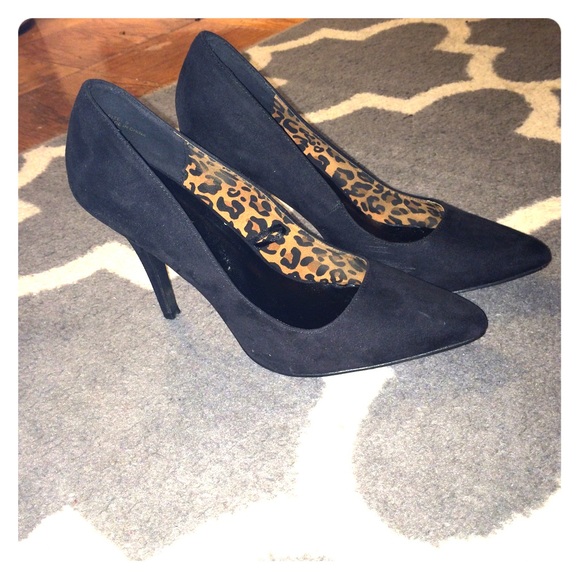 Wet Seal Shoes - Wet Seal Stiletto Pumps👠✨