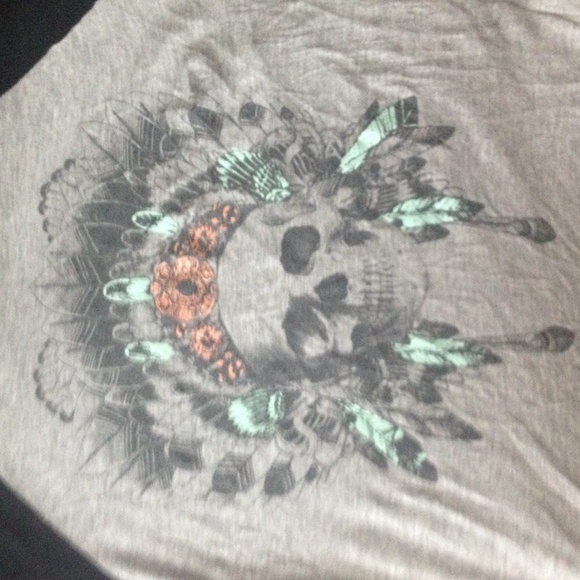 Skull w/ Headress Baseball Tee (Zumiez) - Picture 2 of 2