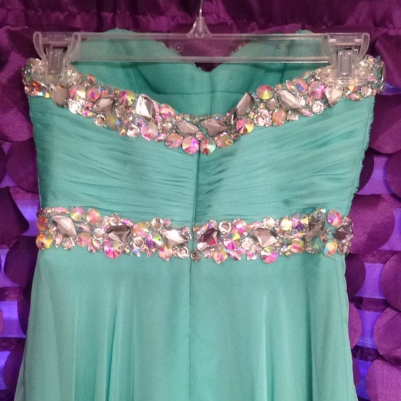 Prom Dress - Picture 3 of 4