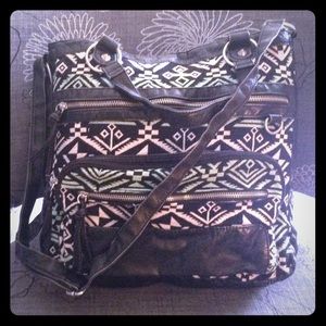 Black leather Aztec print purse
