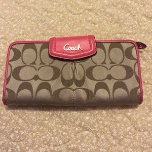 Coach wallet!