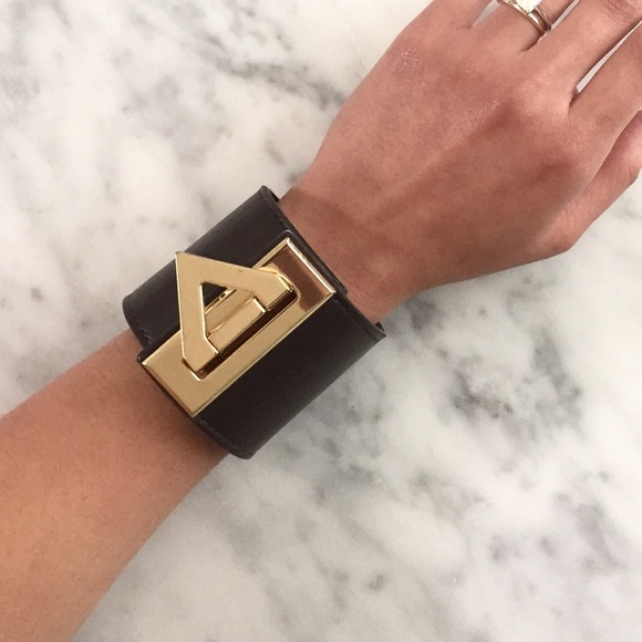 CC SKYE collier leather cuff