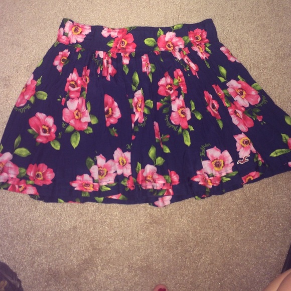 Hollister skirt