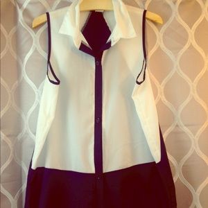 Navy and white sleeveless top!!