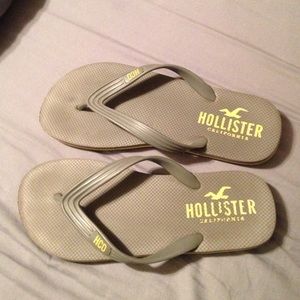 Men's Hollister thongs