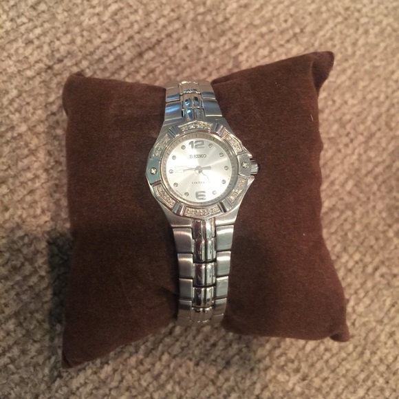 🚫SOLD!!🚫⌚️💎SEIKO DIAMOND CHIP WATCH