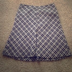 Ann Taylor loft houndstooth skirt