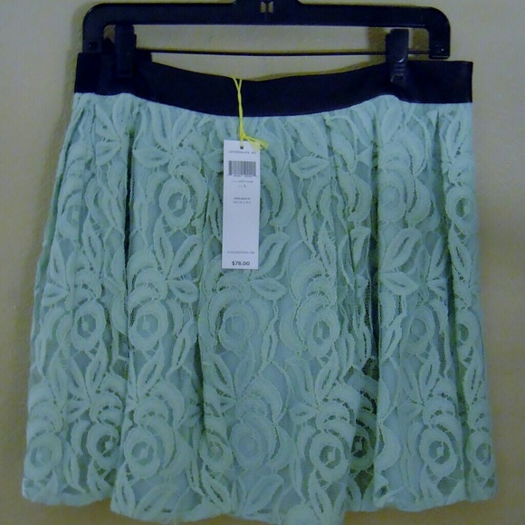 B.C.B.G. Dark Mint Crichet Skirt Lined Size L