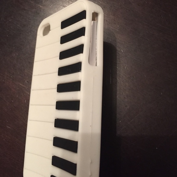 iPhone 4 case - Picture 3 of 3