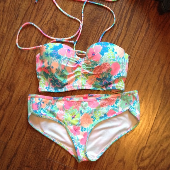 Victoria's Secret bikini