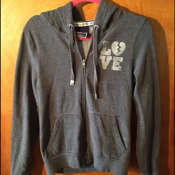Victoria's Secret PINK LOVE Heart Sweatshirt-Large