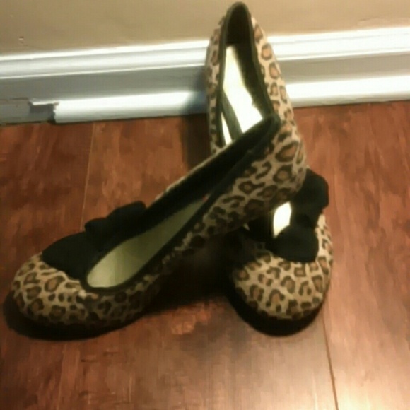 Cheetah Print Bow Heels