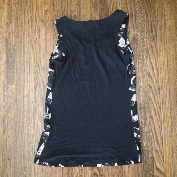The Limited Sleeveless Graphic Top - XS - Picture 3 of 4