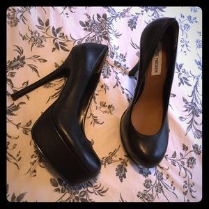 Steve Madden Black Leather Heels
