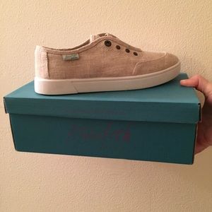 Blowfish Vapor in Natural