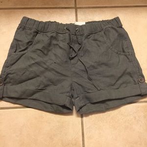 Garnet hill shorts sz 10 grey
