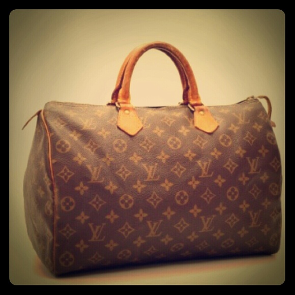 LOUIS V SPEEDY.  Trade Value 650 - Picture 1 of 3