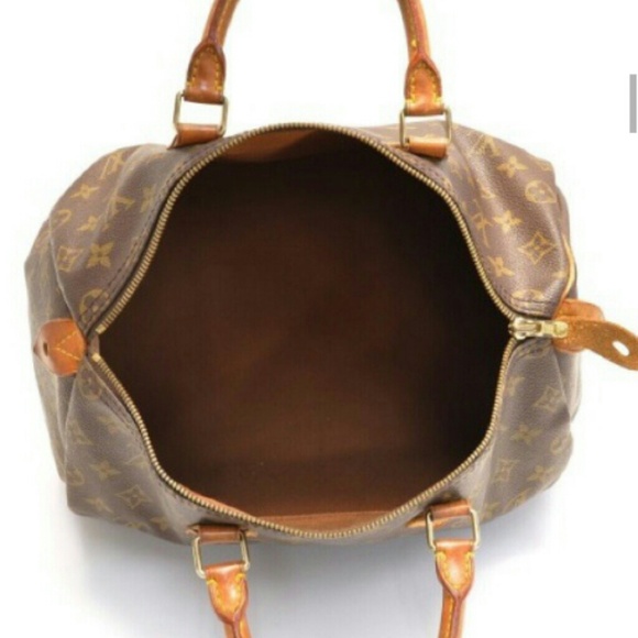 LOUIS V SPEEDY.  Trade Value 650 - Picture 2 of 3