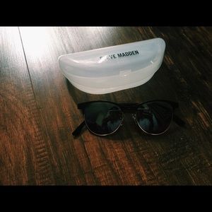 🎉🎊SOLD✨💫Steve Madden sunglasses